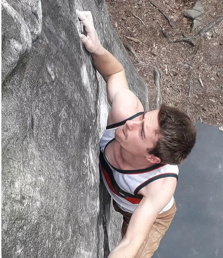 Monolithe Climbing